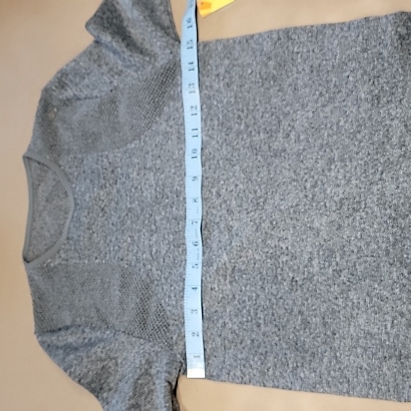C&C California Size S Gray Long Sleeve Pullover Shirt Stretch Mesh Detail NEW - Picture 7 of 13